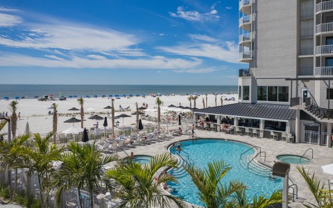 DiamondHead Beach Resort Photo